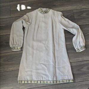Vintage mod go-go style  long sleeve dress size 7 made of rayon